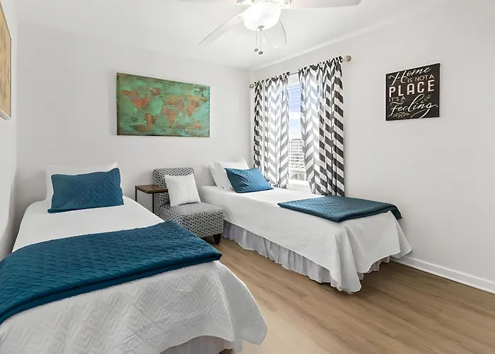 Shore Reflections - Oceanview Escape, Steps To Beach, 2 King Beds & Games!