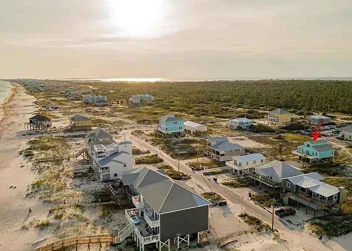 Shore Reflections - Oceanview Escape, Steps To Beach, 2 King Beds & Games! Gulf Shores
